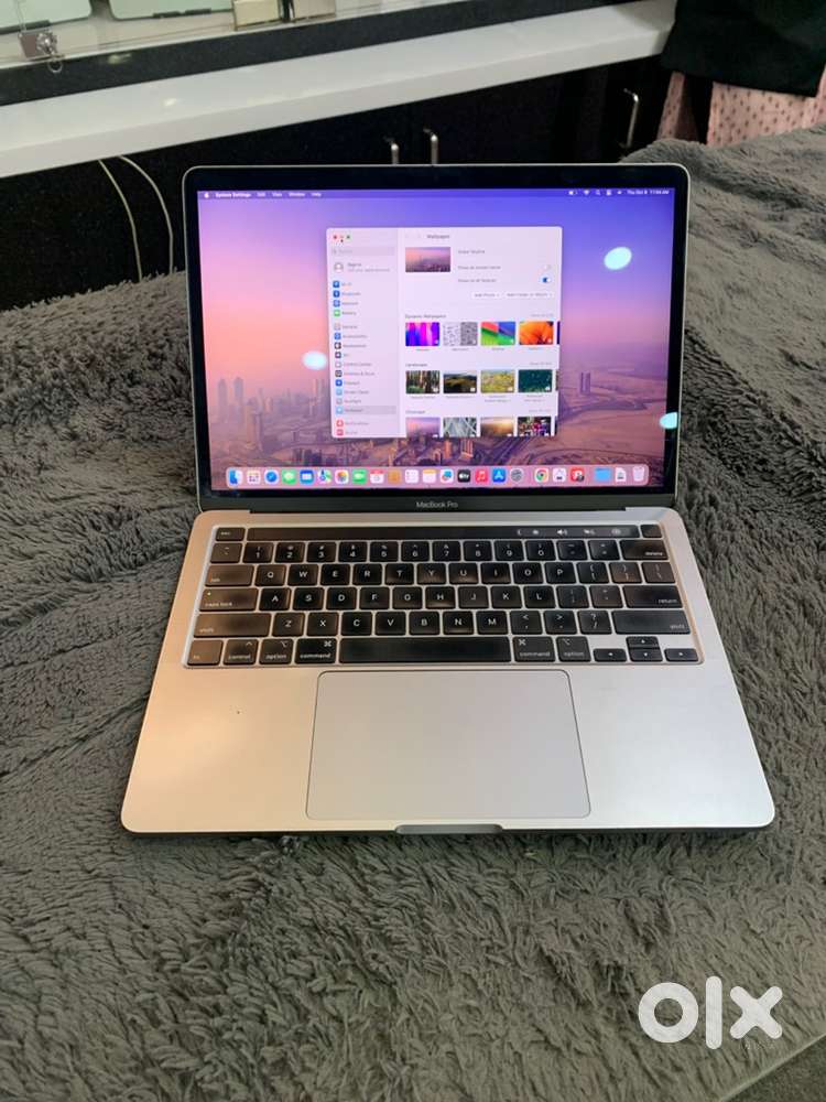 Apple MacBook Pro \ 2020 \ i7 \ 32GB \ 512GB \ TouchBar \ Bill \ WRNTY