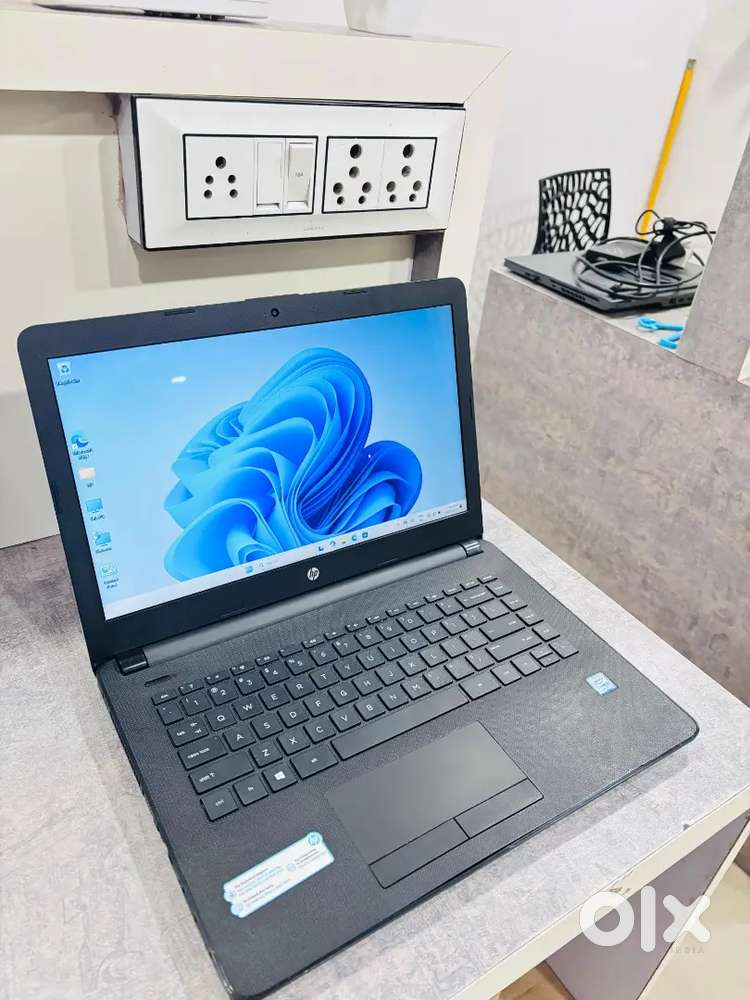 HP laptop Condition like New  Windows 11