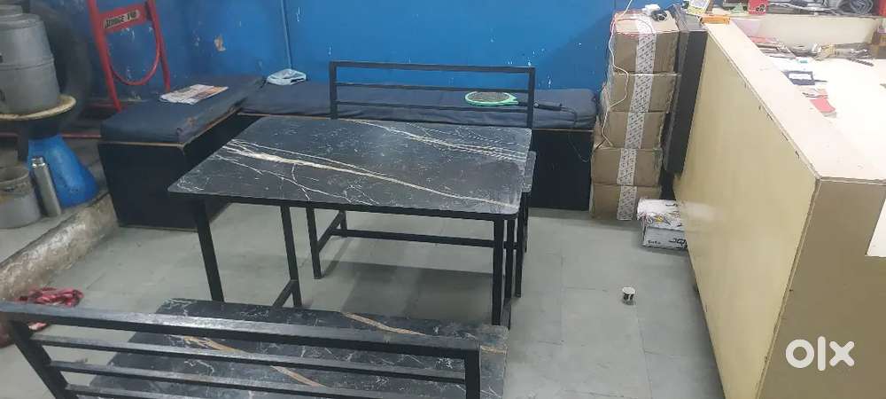 Restaurant table bench