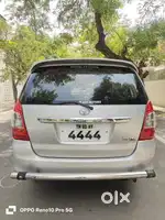 Toyota Innova 2.5 V 8 STR, 2012, Diesel