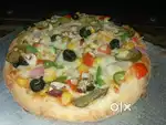 Mujhe pizza burger banana aata hai aur Main kam chahta