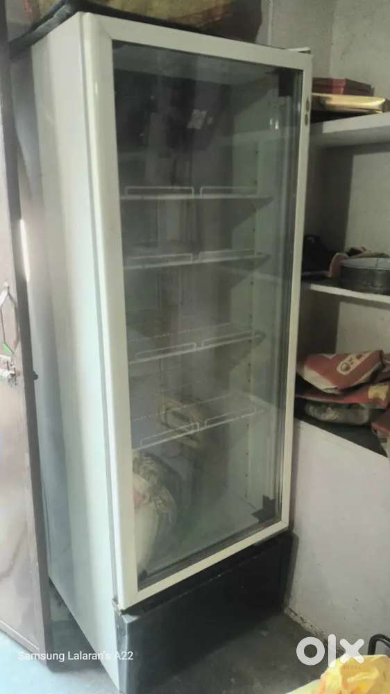 Coldrink fridge