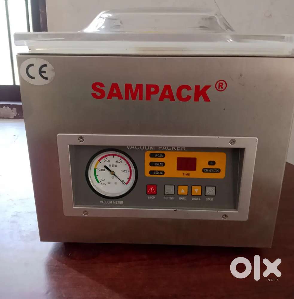 Vacuum packer