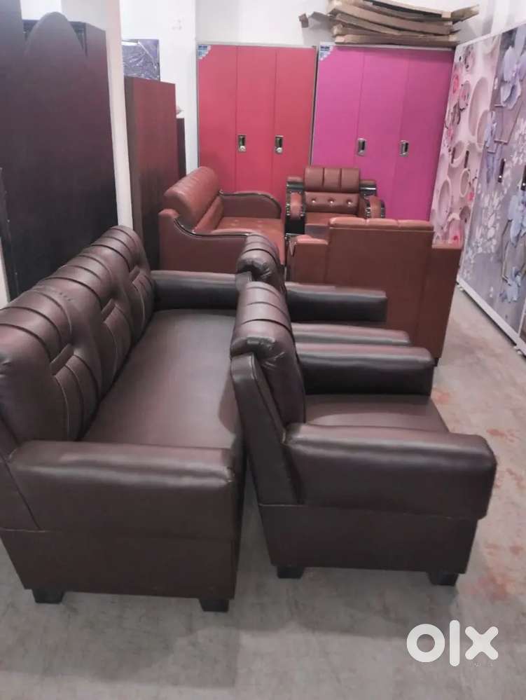 Brand new sofa set jnhbgg