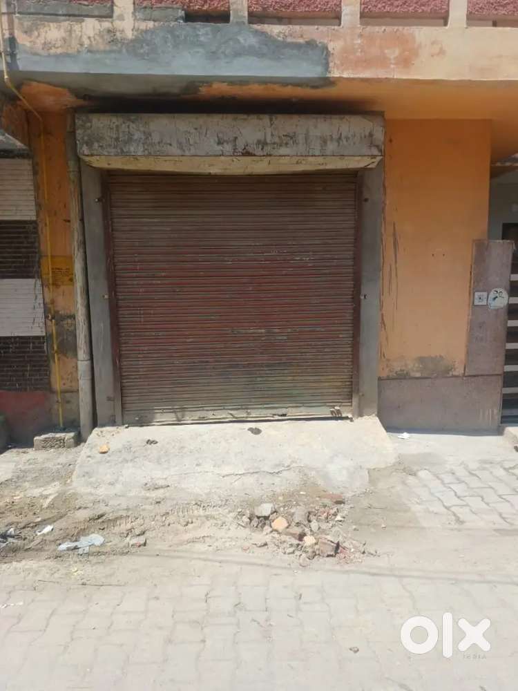 Shop/ space available for Godown or shop