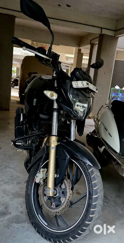 TVS Apache RTR200 4V (SINGLE HAND DRIVEN)