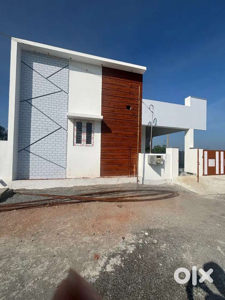 2 - BHK READY TO MOVE HOUSE FOR SALE IN ANNUR ROAD