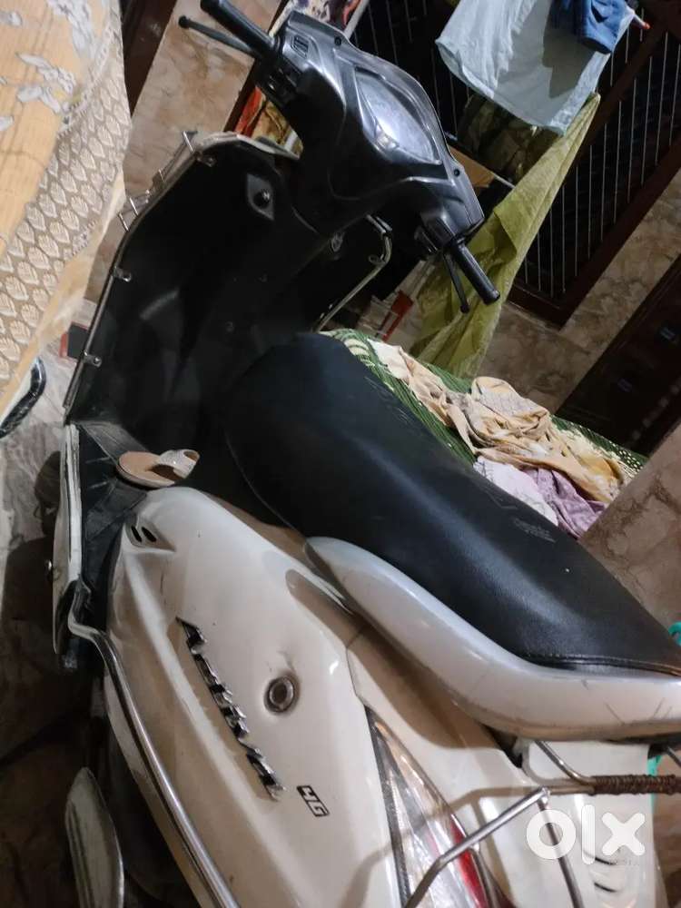 It is a scooty it is a scooty