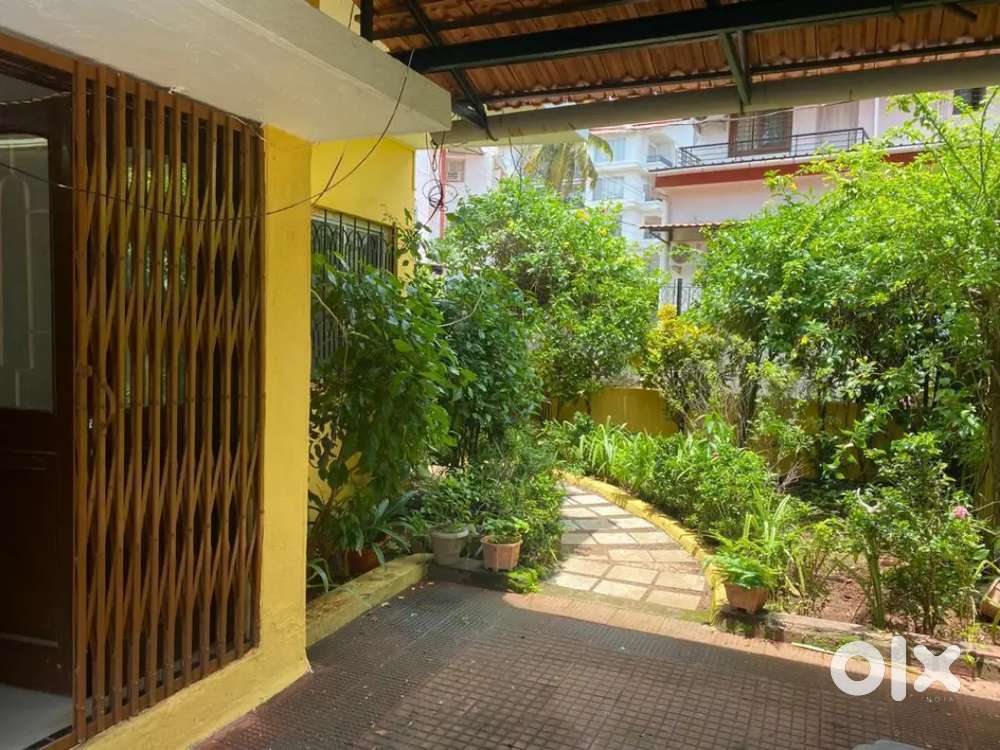 4bhk independent villa for sale in donapaula