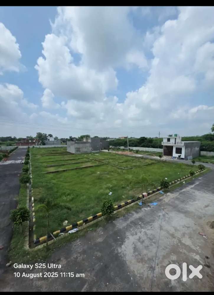 कम दम अच्छा मकान टिकाऊ बना बनाया सीतापुर रोड पर बीकेटी के पास