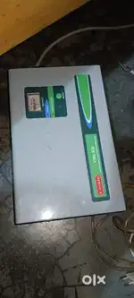 V-Guard VND 400 Electronic Voltage Stabilizer.