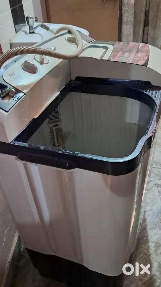 Semi Automatic washing mashing