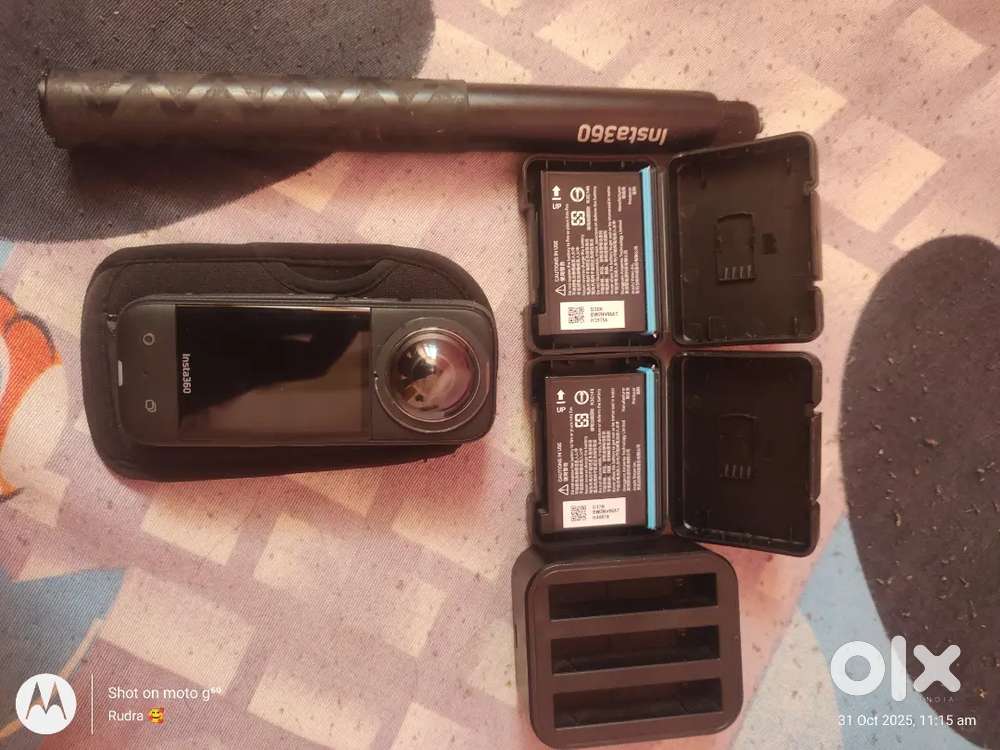 INSTA360 +2 battery+Charger