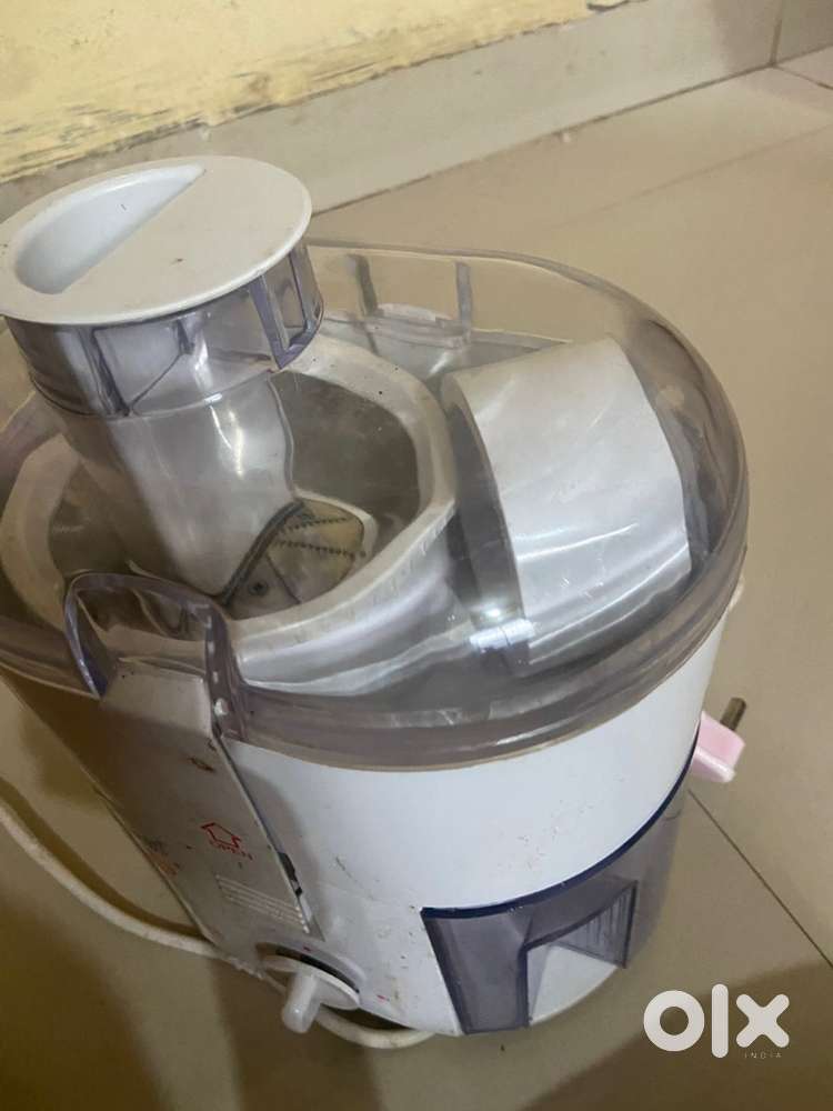 Electric juicer