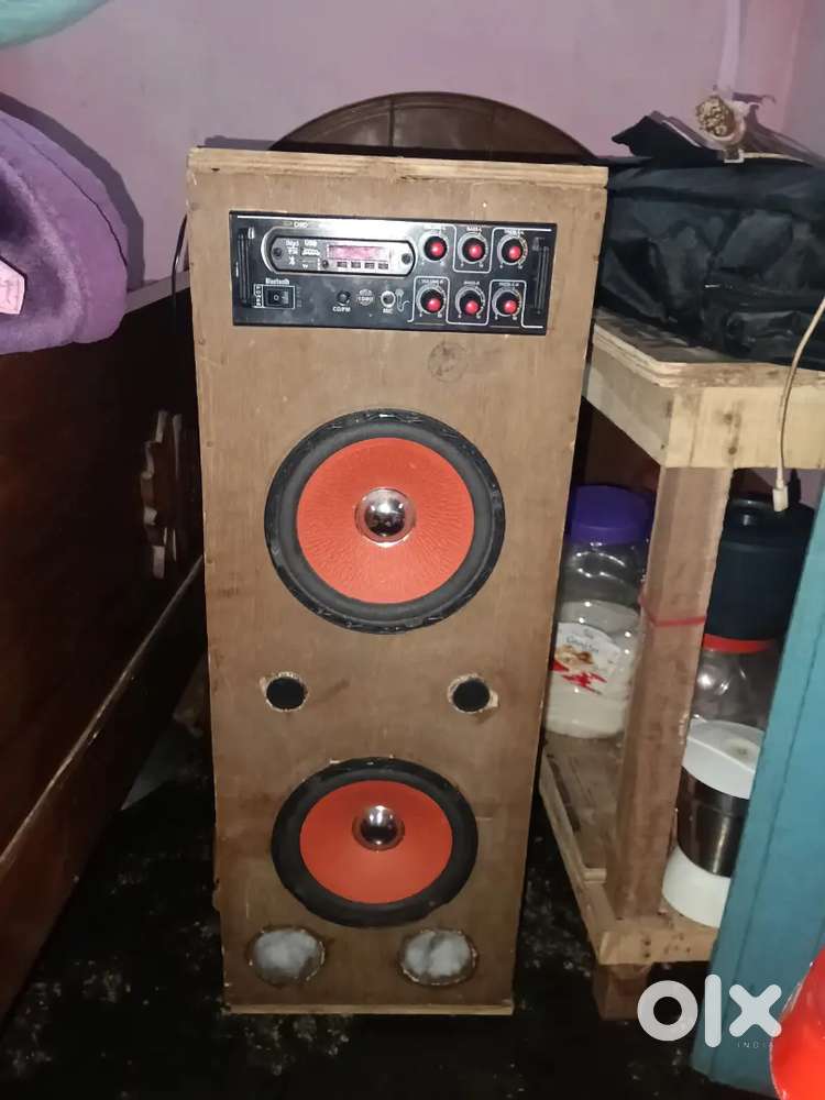 240 WATT TOWER SPEAKER