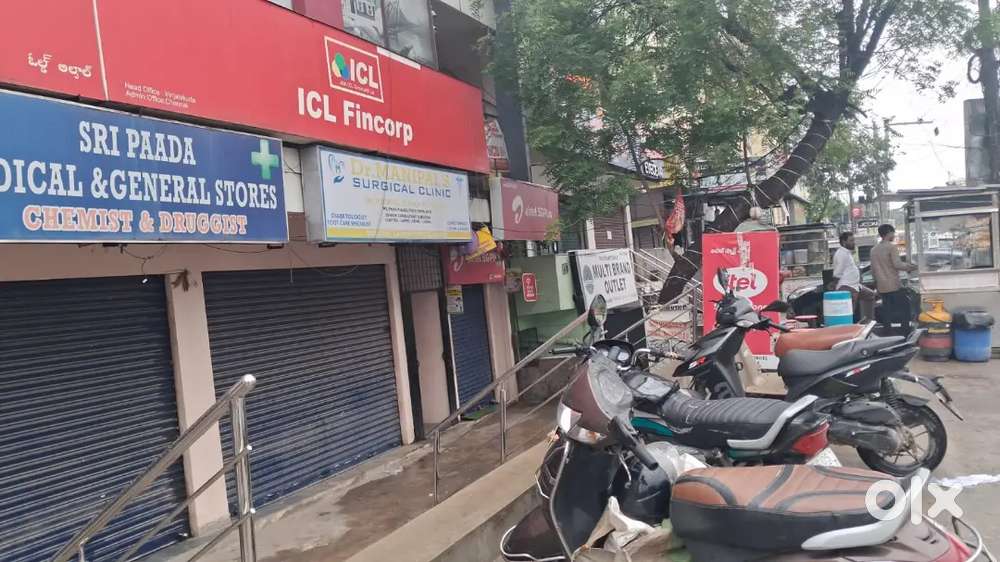 Pharmacies delivered person for pharma distribution