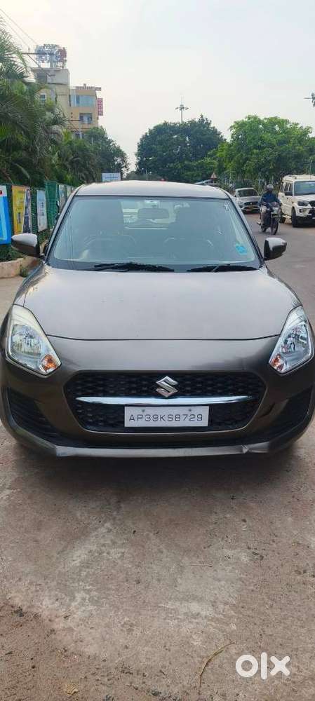 Maruti Suzuki Swift VXi + Manual, 2021, Petrol