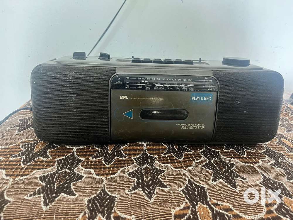 Vintage BPL‑Sanyo S1033K Radio Cassette Recorder  – Retro Classic