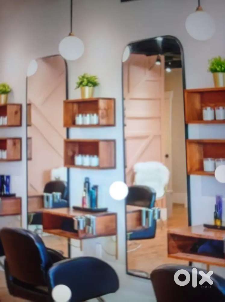 Girnaar female saloon