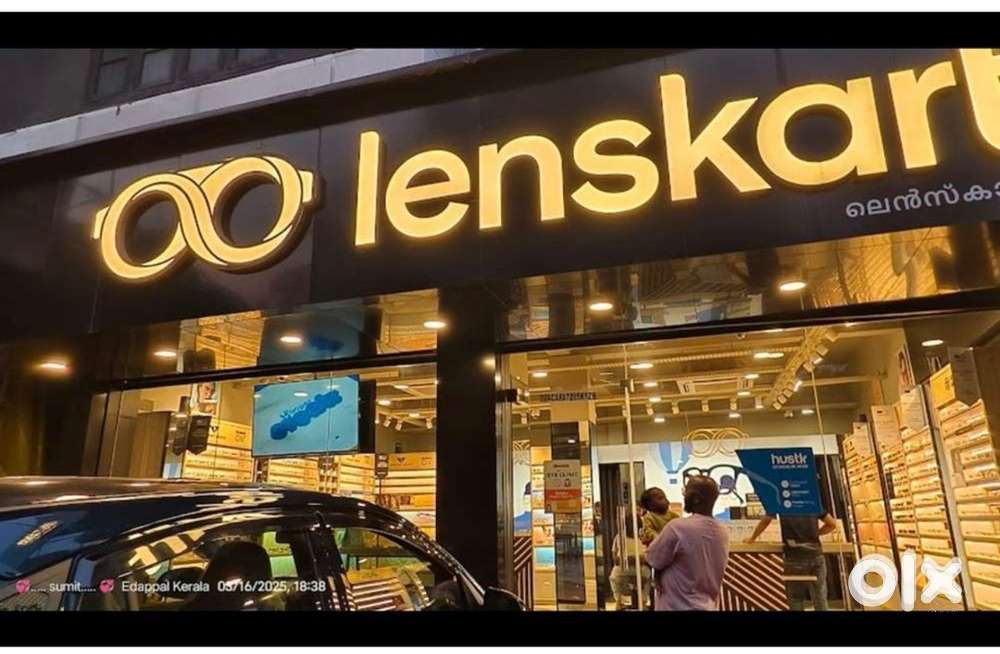 Lenskart Edappl looking for sales associate