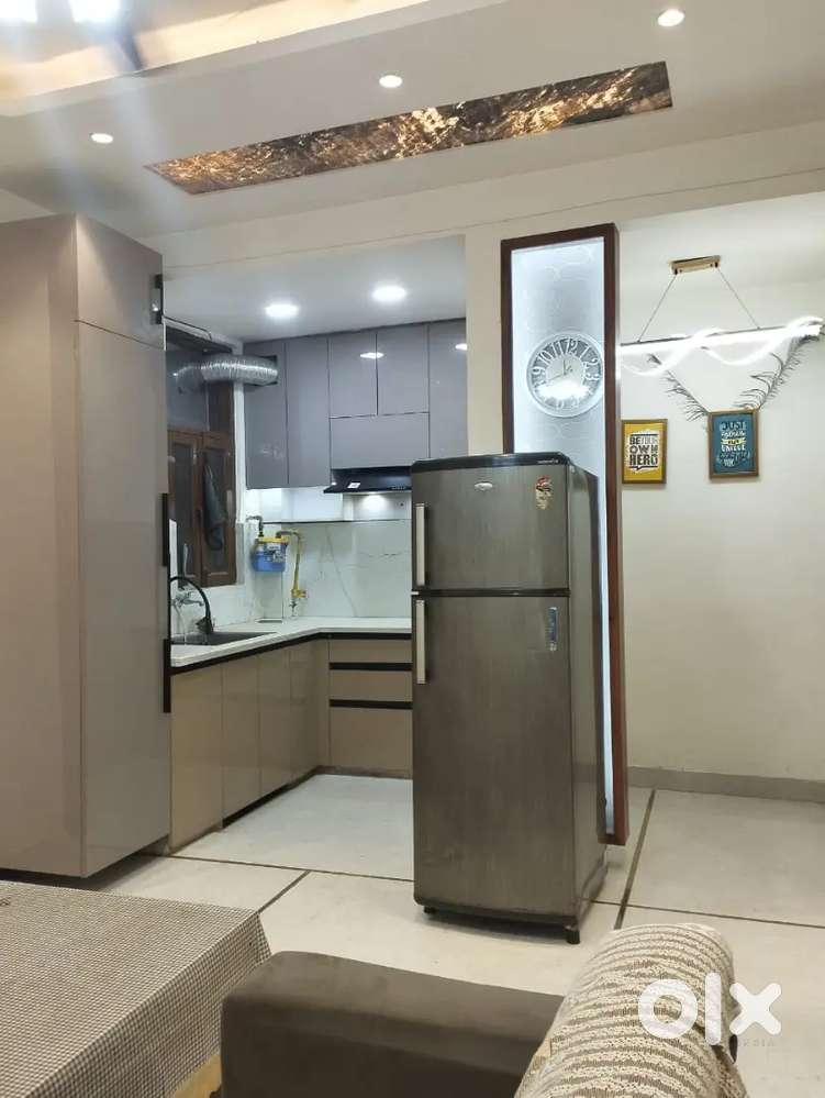 2bhk luxury fully furnished flat available in indirapuram near sec-62