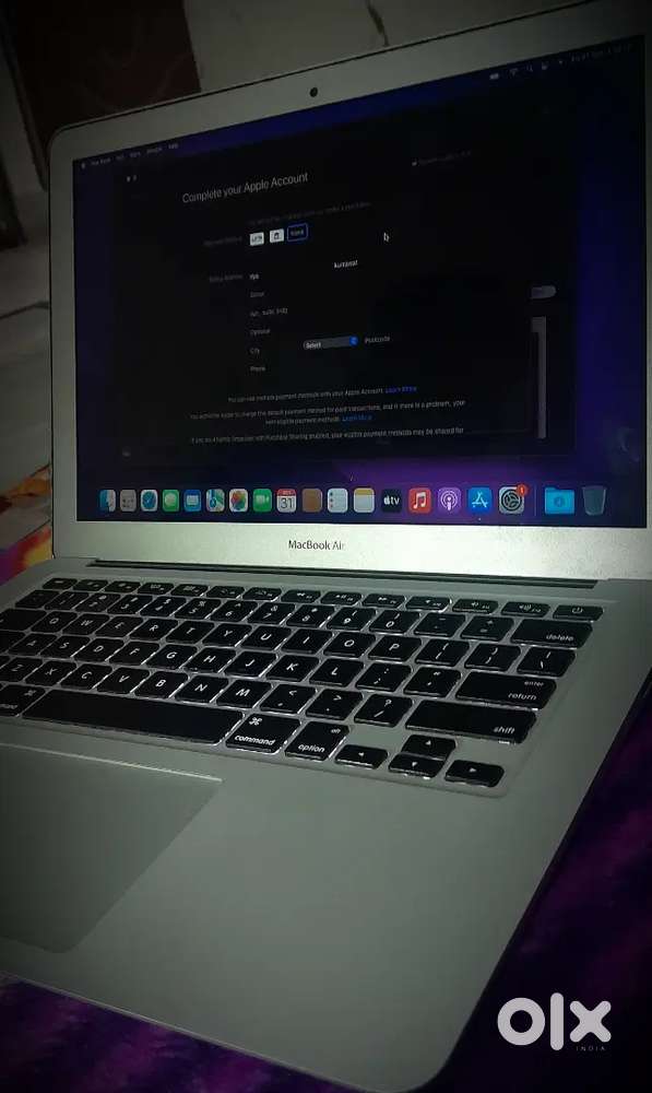 MacBook Air i5 generation with graphic card no one single sketch