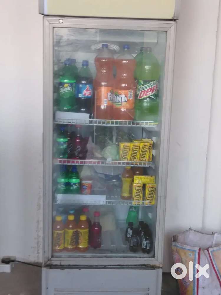 Colddrink fridge for shop
