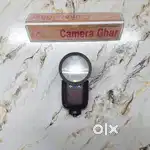 Godox V1S Round Head Flash (for Sony cameras) in excellent condition.