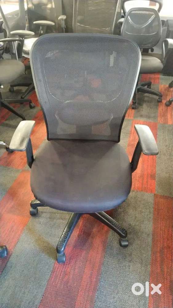 Marvel used chairs in good condition for Rs 2700 only with warranty