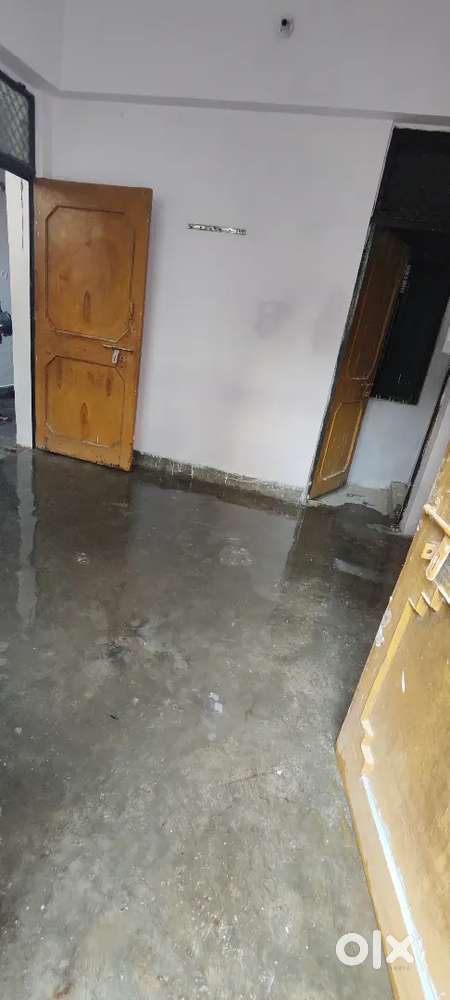 Shantipuram 2 bHk for rent। Kitchen toilet bathroom
