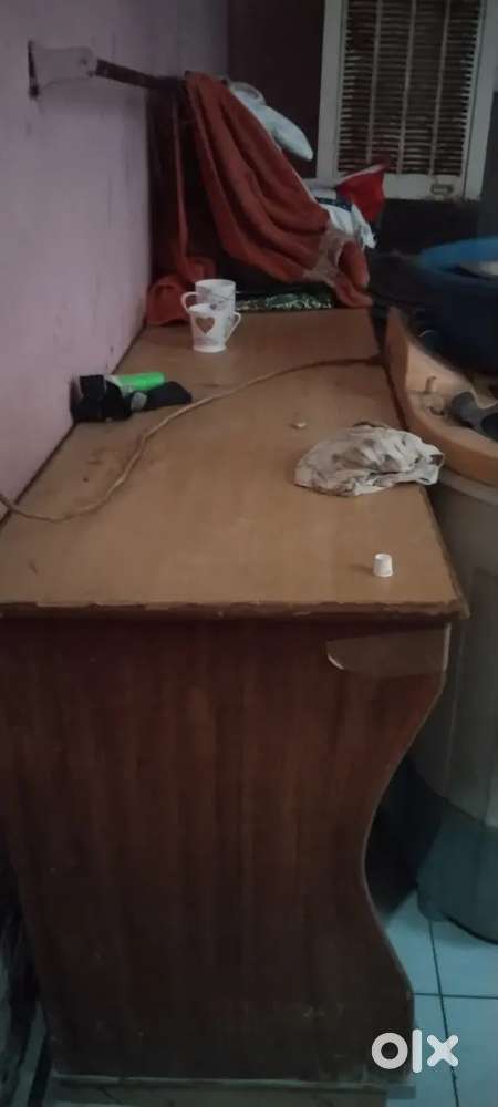 Cafe counter counter