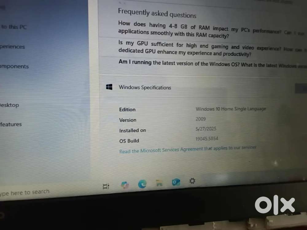 Lenovo good condition only screen is blank folder good