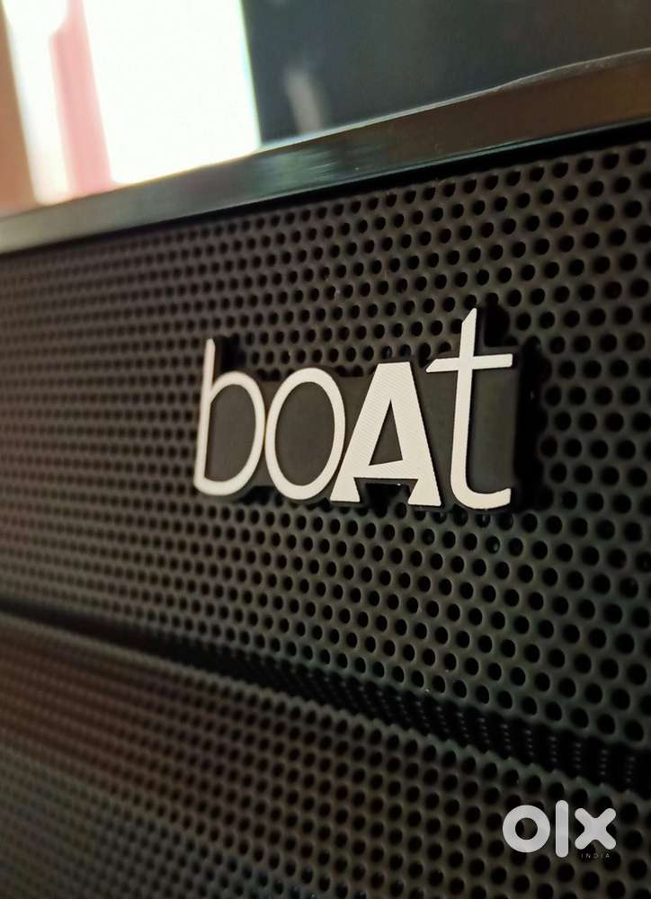 Boat sound barr