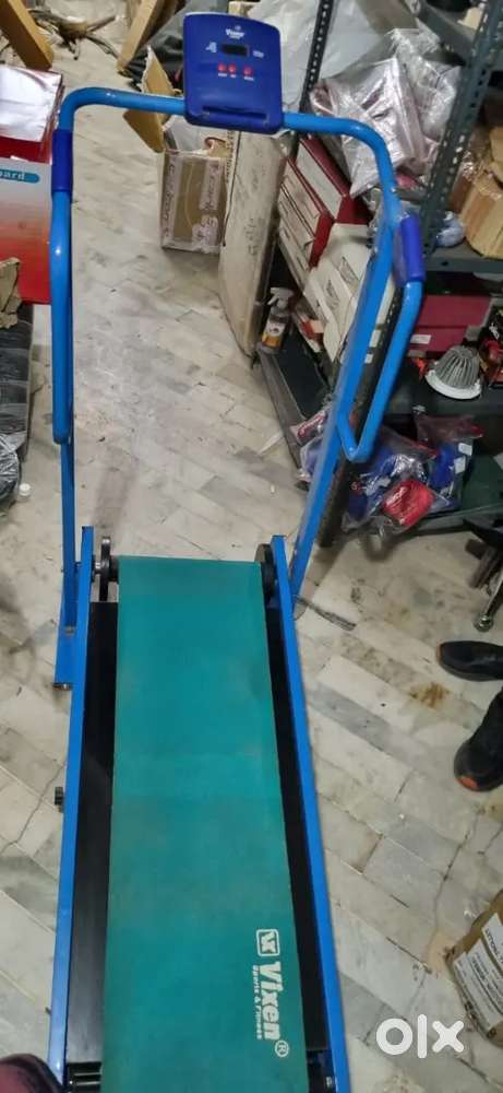 Fully functional New Treadmill