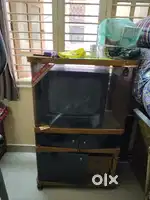 OnidaTV with TV trolley
