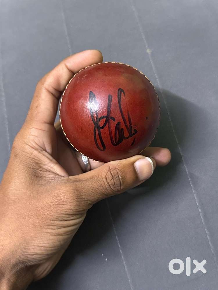 Ms dhoni autograph ball