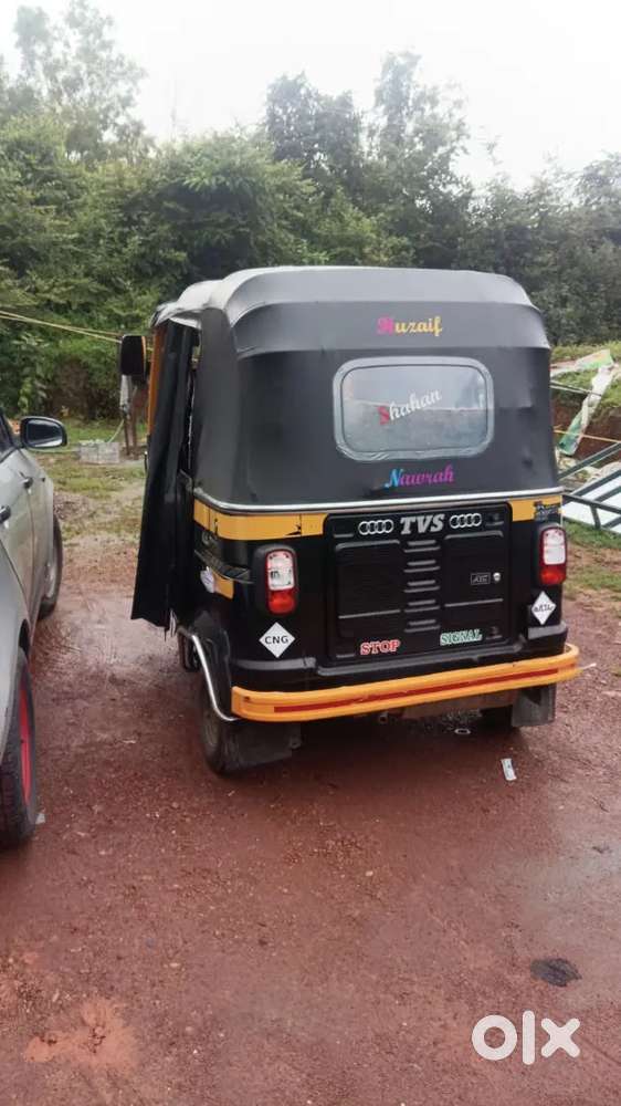 CNG auto in good condition single owner call us for more details