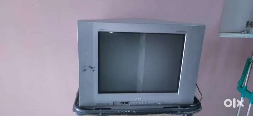 BPL VINTAGE COLORED BOX TV.   30% OFF [USE CODE 2F3G]