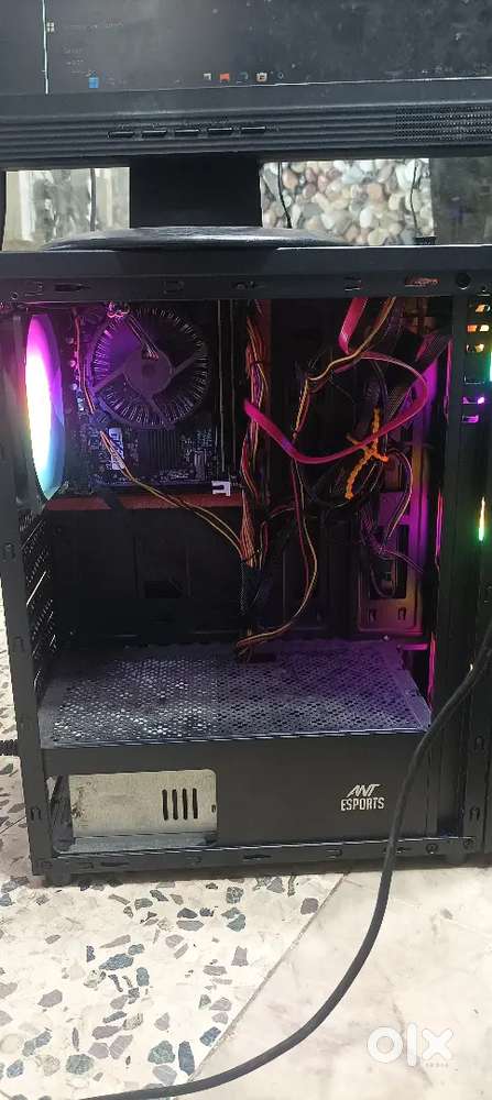 ANT Esport cabinet intel  core(TM) i3-2100 CPU 3.10GHz