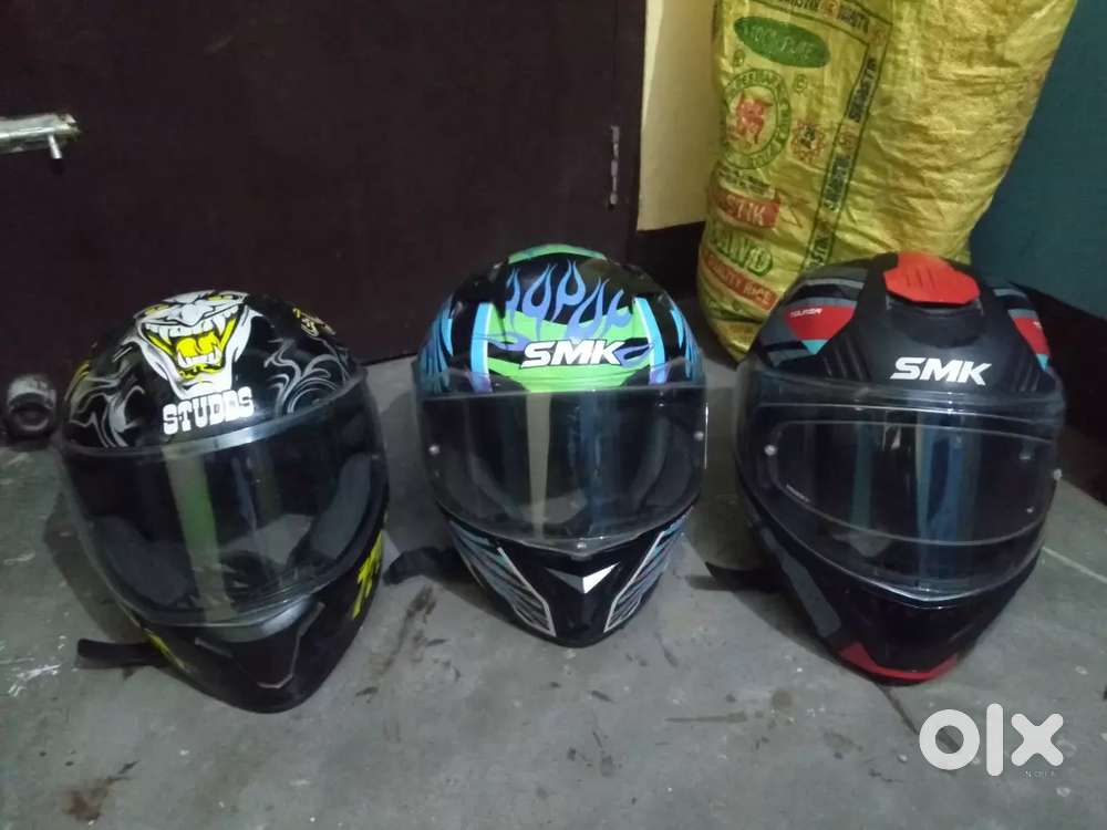 Brand new condition Helmets 1Studds & 2Two SMK urgently sell