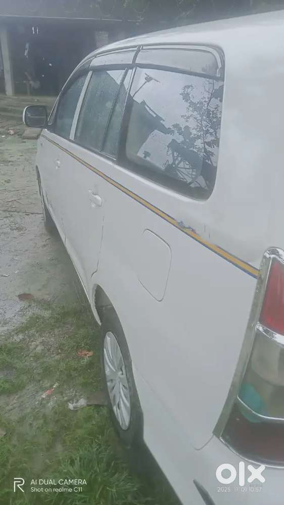 Toyota Innova 2015 Diesel 183000 Km Driven