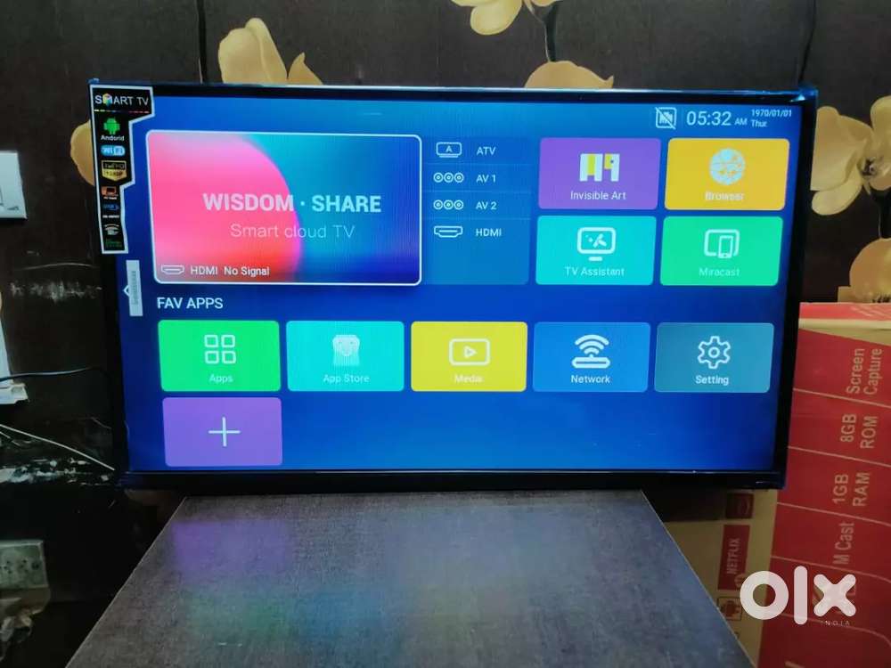 Offer 32inch% SMART led tv ultra hd display Netflix's hot star YouTube