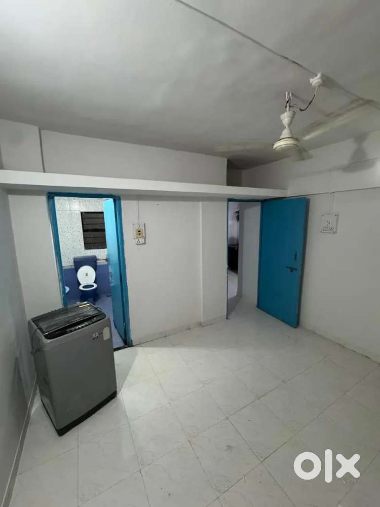 2bhk flat rent family rajas society katraj car parking covered