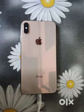 I phone xs max (golden colour)