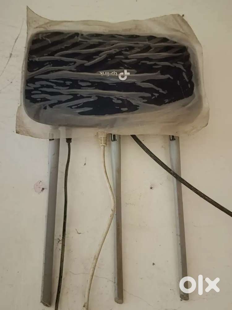 Tp link Router with box