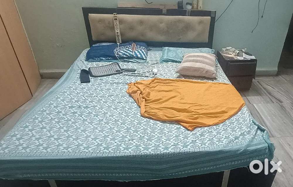 Double bed
