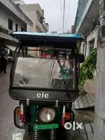 Battery e-rickshaw