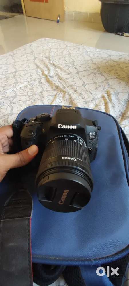 Canon EOS 700D DSLR Camera