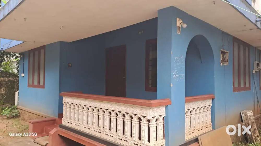 Manuthy 2bedroom independent house