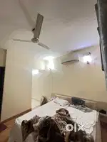Need Flatmate male for studio apartment